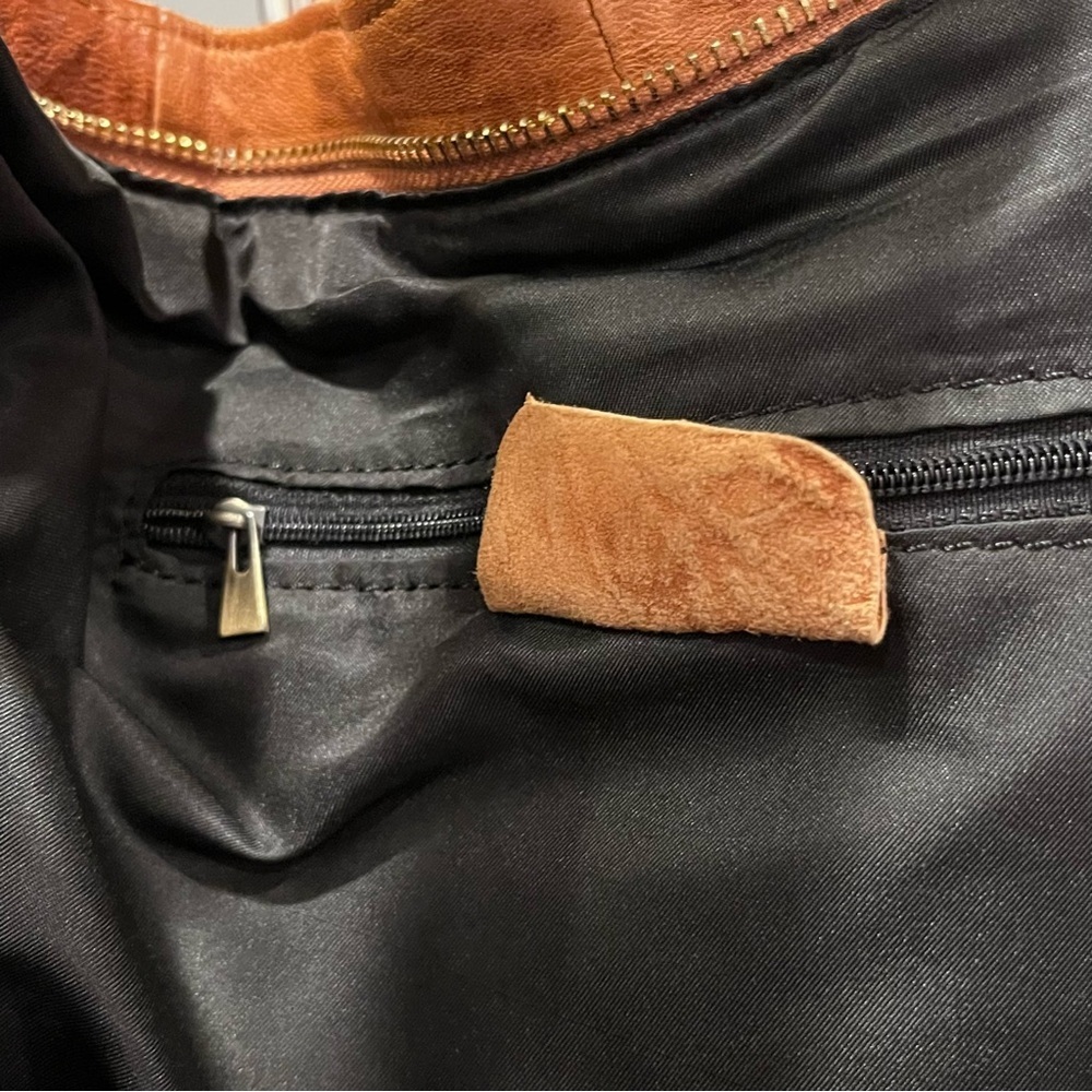 🥑Patchwork Leather Hobo Bag | Brown | Soft Handle & Pockets - Picture 4 of 8